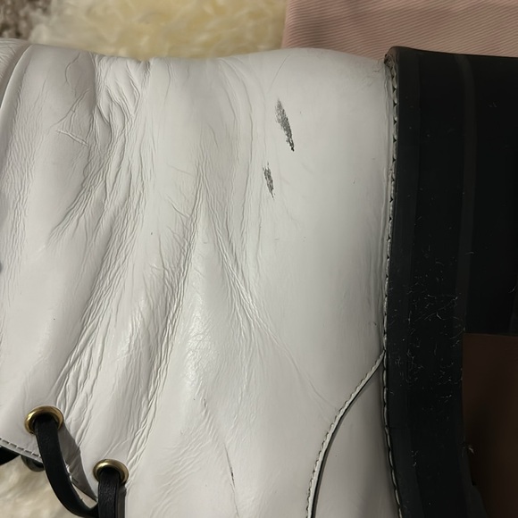 Stuart Weitzman Round Toe Block Heel Lace-Up Leather Combat Boots (size 8) - Picture 7 of 14